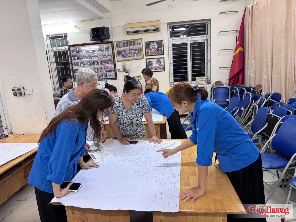 [congthuong] Đại học tăng tốc chuyển đổi số, lan tỏa phong trào 'Bình dân học vụ số'