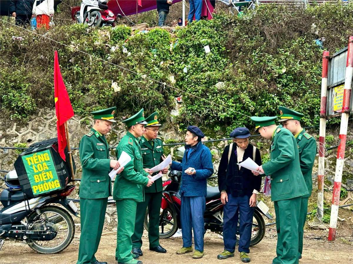 [tuyenquang] Đồn Biên phòng Lũng Cú: Gắn bó với Nhân dân, giữ vững biên cương