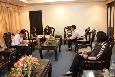 Đoàn cán bộ trường Đại học Khoa học Công nghệ Liêu Ninh - Trung Quốc đến thăm và làm việc với trường