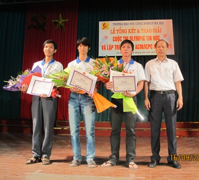 Tổng kết và trao giải cuộc thi Olympic tin học và lập trình ACM/ICPC năm 2011