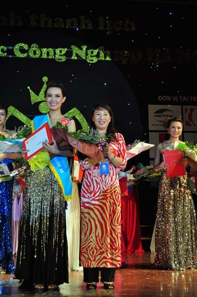 Chung kết cuộc thi “Nữ sinh thanh lịch trường ĐHCNHN - Miss HaUI 2011”