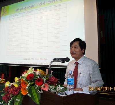 Hội nghị đại biểu cán bộ-viên chức năm 2011
