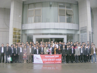Lớp bồi dưỡng chuyên viên chính, giảng viên chính Trường Đại học Công nghiệp Hà Nội thăm quan Trung Quốc