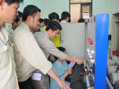 Tổ chức khoá học ngắn hạn về bảo dưỡng hệ thống Cơ khí và bảo dưỡng hệ thống Điện.