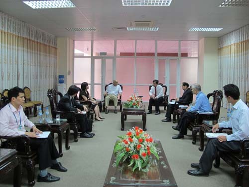 Chủ tịch các Doanh nghiệp Nhật Bản tại Việt Nam đến thăm trường