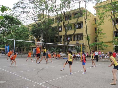 Chung kết và trao giải Giải bóng chuyền sinh viên Hà Nội năm 2012