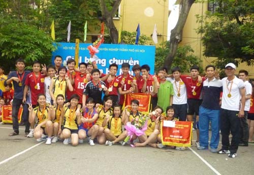 Chung kết và trao giải Giải bóng chuyền sinh viên Hà Nội năm 2012
