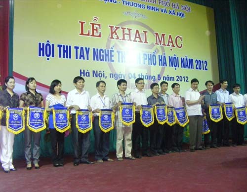 Khai mạc Hội thi tay nghề thành phố Hà Nội năm 2012