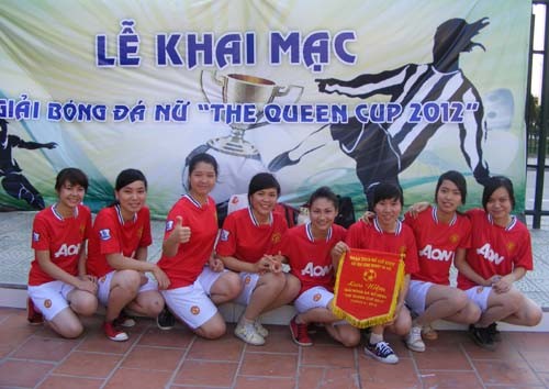 Khai mạc Giải bóng đá nữ The Queen Cup 2012