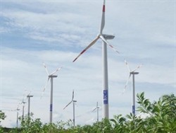 Việt Nam sản xuất cột tháp turbine điện gió