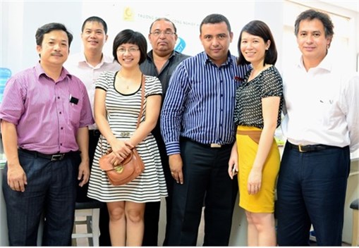 Đoàn đại biểu Venezuela thăm khoa Đào tạo hợp tác quốc tế