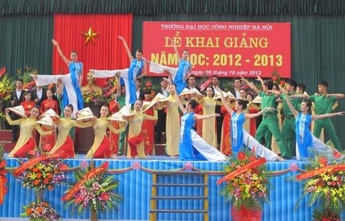 Hanoi University of Industry (HaUI) held the Opening Ceremony of the new academic year 2012 - 2013