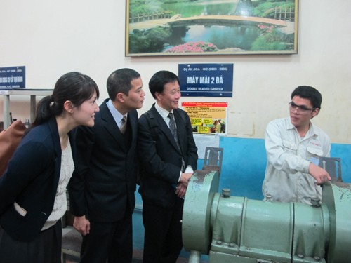 Đoàn cán bộ Trung tâm Hợp tác quốc tế Nhật Bản (JICE) đến thăm và làm việc với trường