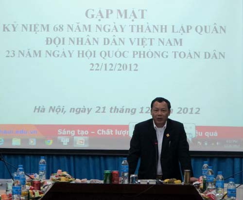 Gặp mặt truyền thống nhân kỷ niệm 68 năm ngày thành lập Quân đội nhân dân Việt Nam