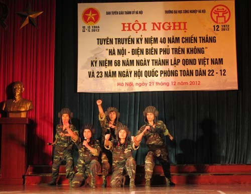 Tổ chức hội nghị tuyên truyền kỷ niệm 40 năm chiến thắng “Hà Nội – Điện Biên phủ trên không”