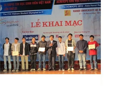 Opening Ceremony of the 21th Vietnam Student Olympiad in IT 2012