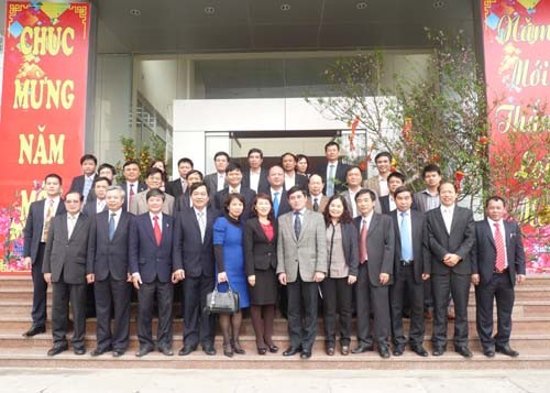 Thứ trưởng Lê Dương Quang thăm và chúc Tết cán bộ, giảng viên và học sinh, sinh viên nhà trường