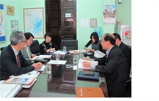 The Professional Engineers of Japan (JPEJ) and JICA representatives visited Hanoi University of Industry
