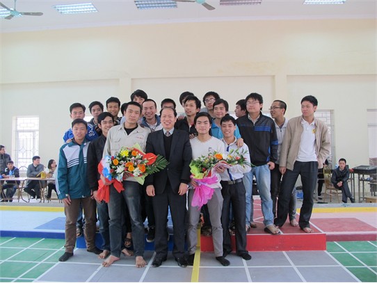 Đội Robocon khoa Điện tử đạt giải tại cuộc thi cấp trường 2012