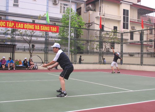 Khai mạc và thi đấu giải quần vợt Đại học Công nghiệp Hà Nội mở rộng năm 2013