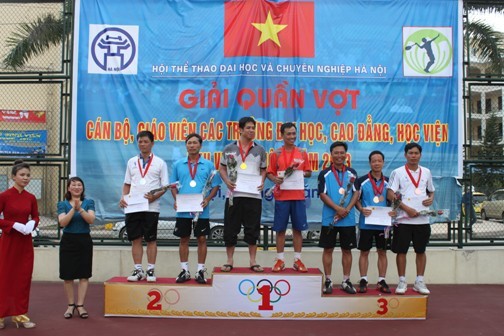 Bế mạc Giải quần vợt cán bộ, giáo viên các trường Đại học, Cao đẳng, Học viện khu vực Hà Nội