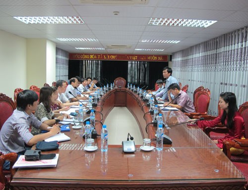 Đoàn cán bộ TW Đoàn TNCS Hồ Chí Minh đến thăm và làm việc với trường