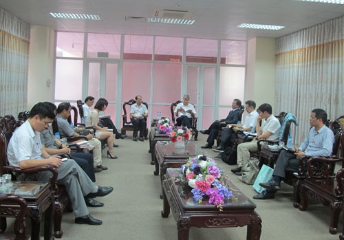 Đoàn cán bộ giảng viên trường Đại học Soongsil Hàn Quốc đến thăm trường