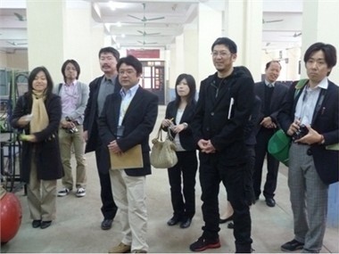 Đoàn giáo viên đến từ Fukushima tới thăm ĐHCNHN