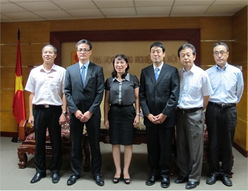 Chuyên gia ngắn hạn dự án Cơ quan Hợp tác Quốc tế Nhật Bản đến công tác tại trường Đại học Công nghiệp Hà Nội