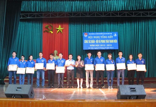 Hội nghị tổng kết công tác Đoàn - Hội và phong trào thanh niên năm học 2012 - 2013