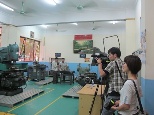 The reporters of Temjin TV Production Company, Ltd (Japan) visited and worked with Hanoi University of Industry (HaUI)
