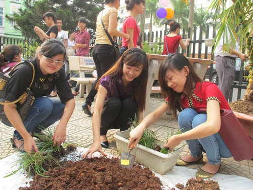 Khoa Đào tạo hợp tác quốc tế tổ chức Ngày hội “Không gian xanh và Lễ hội ẩm thực”