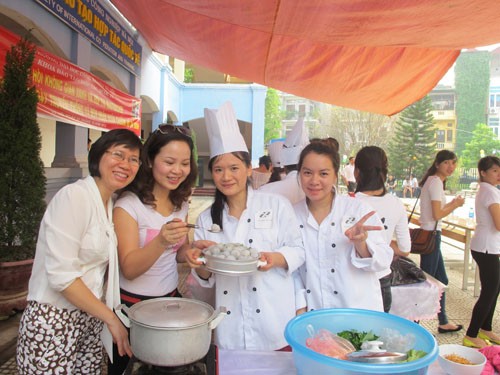 Khoa Đào tạo hợp tác quốc tế tổ chức Ngày hội “Không gian xanh và Lễ hội ẩm thực”
