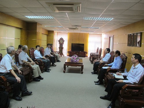 The delegation of JAVADA visited and worked with Hanoi University of Industry