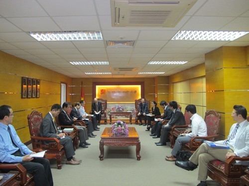 Official Development Assistance delegation visited and worked with Hanoi University of Industry