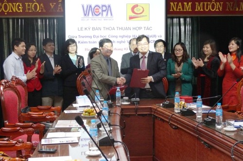 Ký thỏa thuận hợp tác với Hội Kiểm toán viên hành nghề Việt Nam