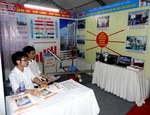 Đại học Công nghiệp Hà Nội tham gia sự kiện `Trình diễn và kết nối cung - cầu công nghệ khu vực Bắc Bộ năm 2014`
