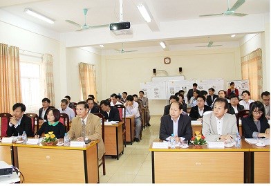 Hội thảo chuyển giao công nghệ PIC Micro Controller và PLC Omron