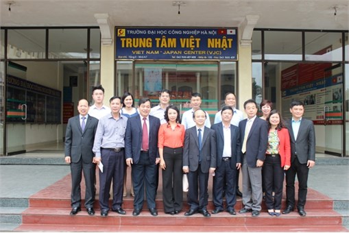 Bàn giao thiết bị do JICA tài trợ cho Dự án