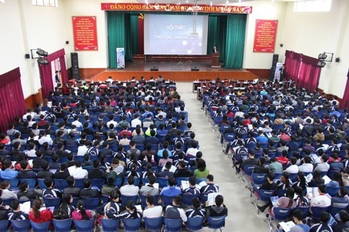 Samsung Vietnam Recruits Directly in HaUI