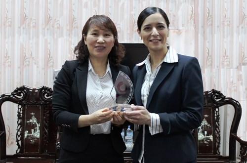 San Fransico College visits HaUI