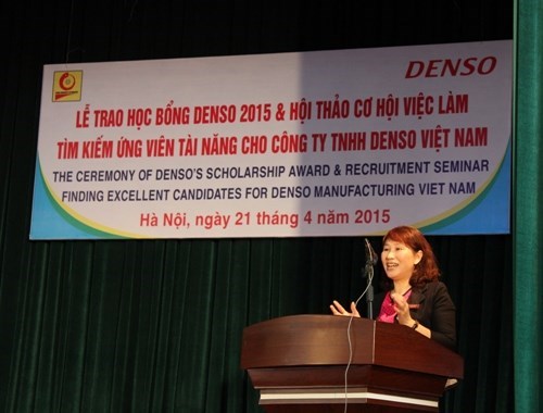 35 HaUI students receive Denso Vietnam’s scholarship