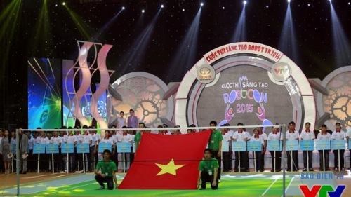 CN ĐT04 Won the 3 rd Award at Vietnam Robocon 2015