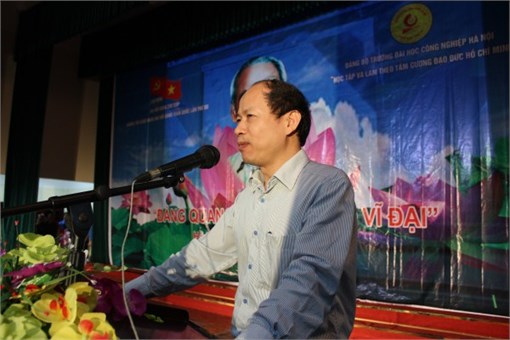 Tổ chức thành công chương trình tuyên truyền “ Học tập và làm theo tấm gương đạo đức Hồ Chí Minh”