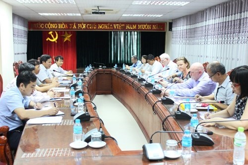 HaUI holds a meeting with the Survey group on the development of a set of vocational skill standards