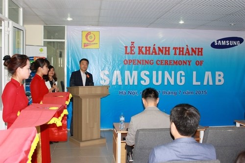 Lễ khánh thành phòng LAB và khai sảng khóa lập trình ứng dụng di động Samsung