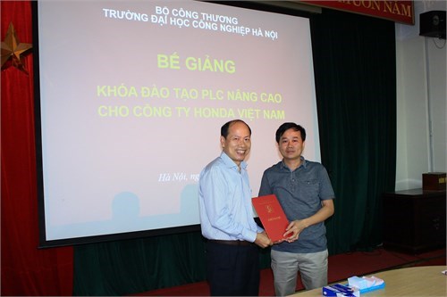 Closing ceremony of short-term advanced PLC training course for Honda Vietnam Company