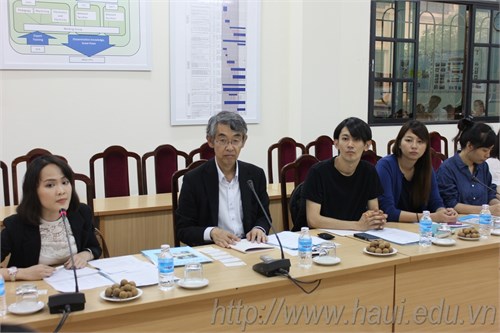Dokkyo University visits and works with HaUI
