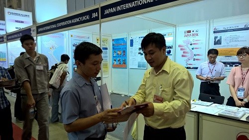 JICA Expert, HaUI and HVCT attends 6 th Vietnam-Japan Exhibition on Supporting Industries organized by JETRO in Ho Chi Minh City