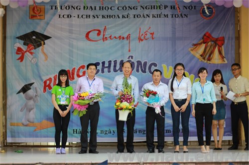Sôi nổi các hoạt động tuổi trẻ Nhà trường chào mừng ngày Nhà giáo Việt Nam